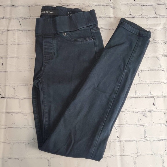 Liverpool Denim Leggings Womens Size 26 Pull On Stretch Blue Back Pockets - Picture 1 of 11